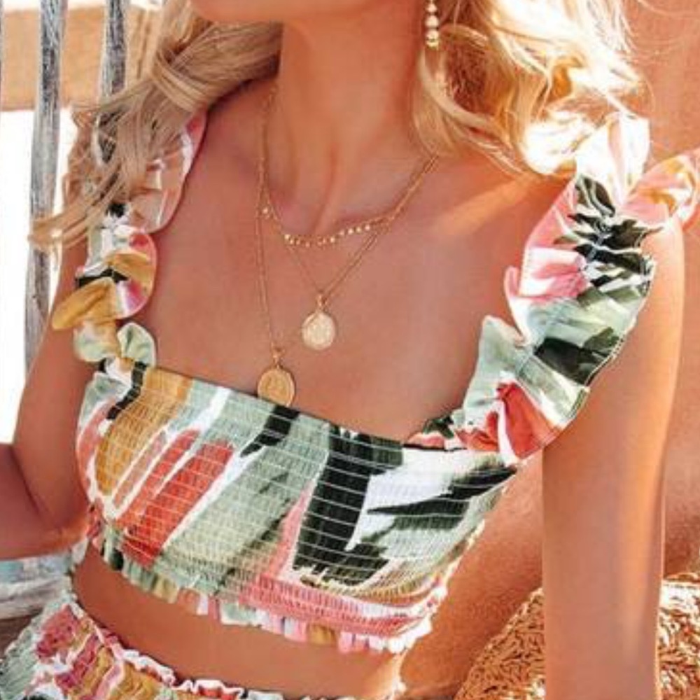 VICI NEW - SEA LA VIE SMOCKED CROP TOP size large NWT